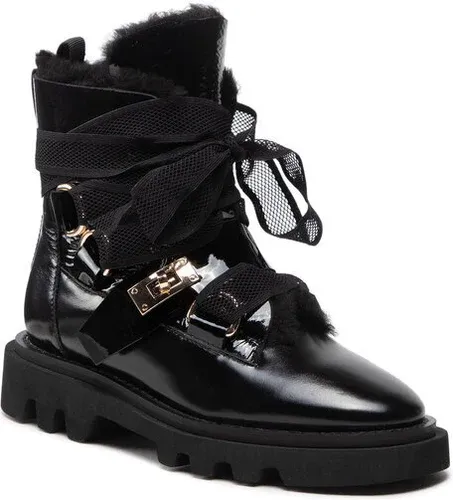 Trappers Rage Age (17615974)