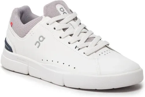 Sneakers On (17703651)