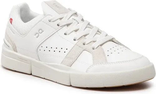 Sneakers On (18435573)